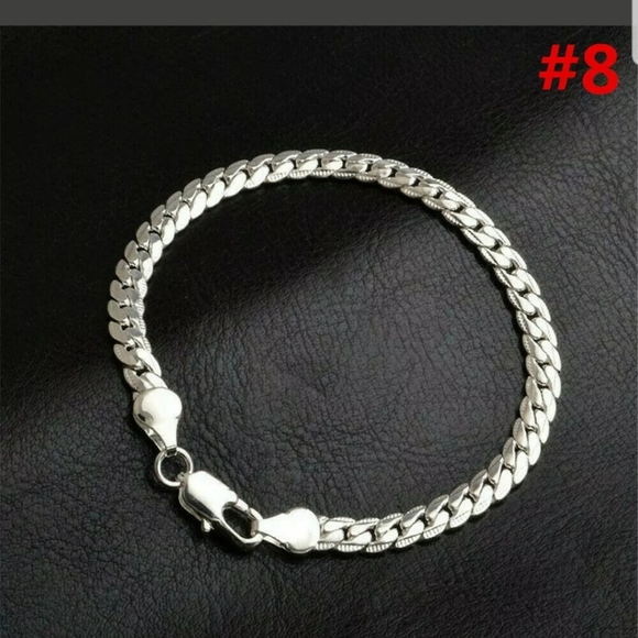 NEW SILVER TONE WOMEN SNAKE STYLE CRYSTAL BRACELET - Picture 2 of 2